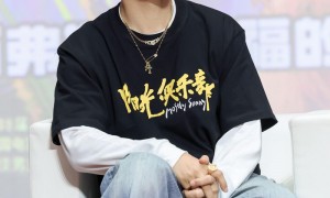 黄晓明称羡慕易烊千玺朱一龙年轻获机遇,赞二人优秀